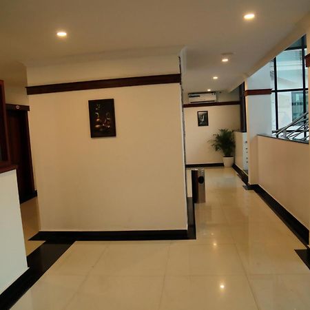 Hotel Savera Park Thrissur Exterior foto