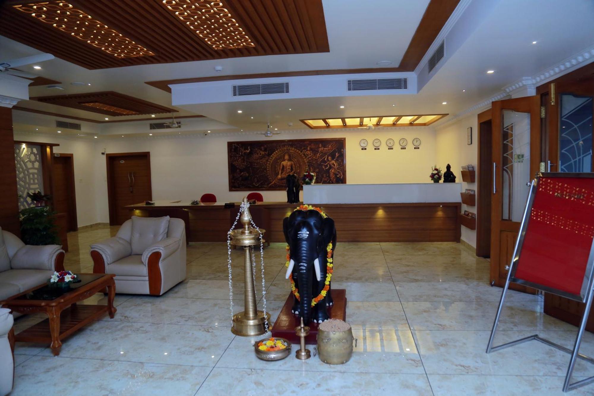 Hotel Savera Park Thrissur Exterior foto