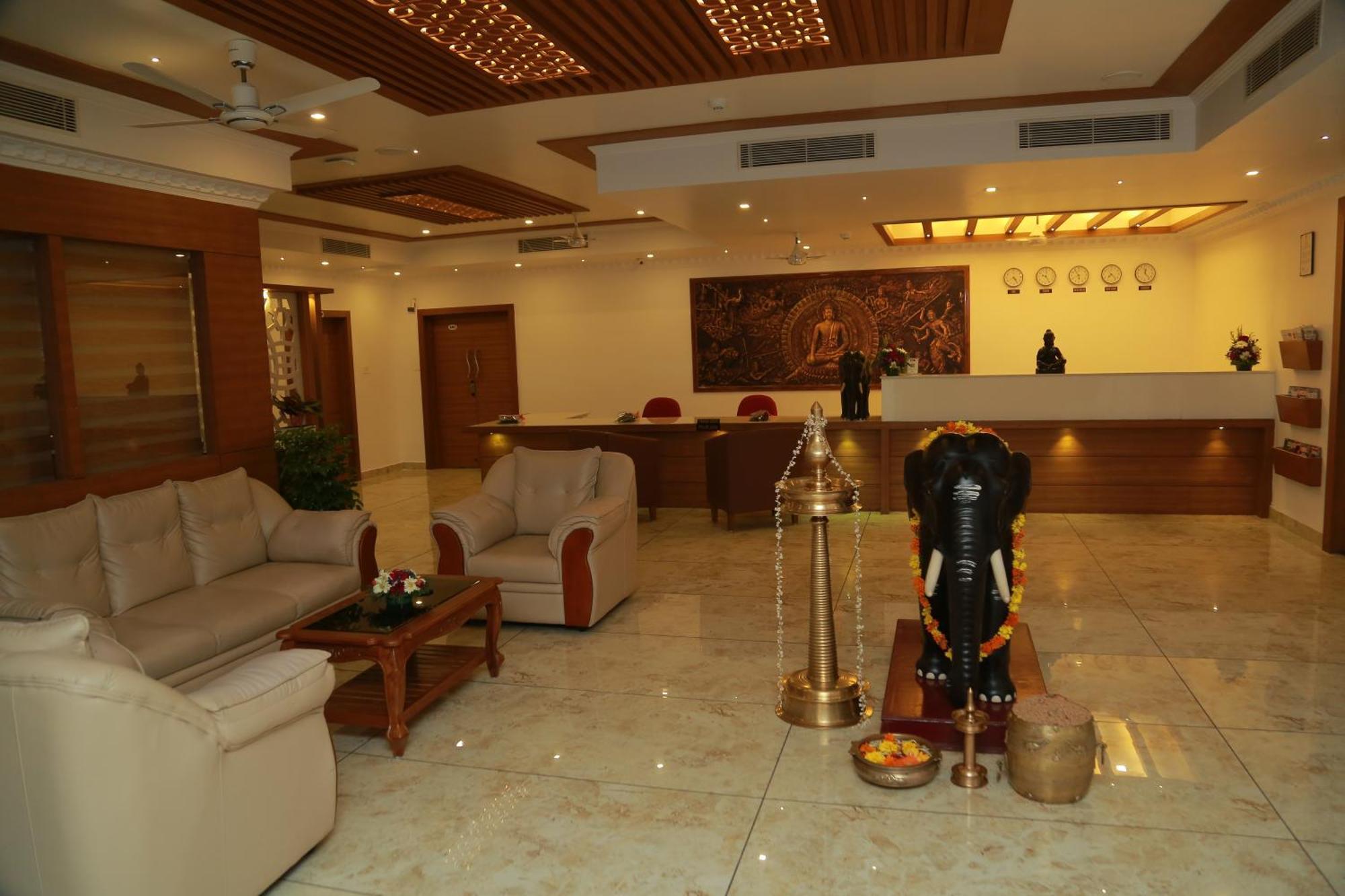 Hotel Savera Park Thrissur Exterior foto
